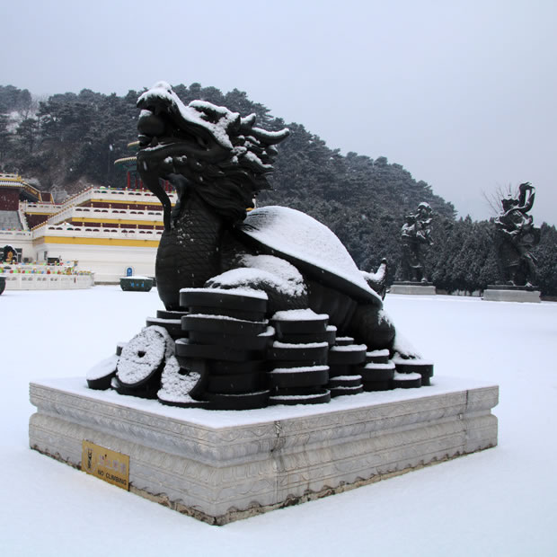 清东陵万佛缘冬日雪景观